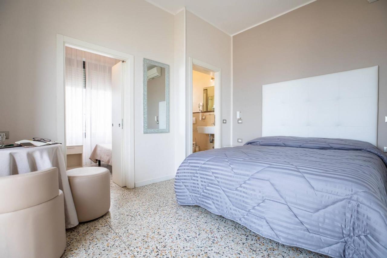 Hotel Deanna Bellaria-Igea Marina Dış mekan fotoğraf