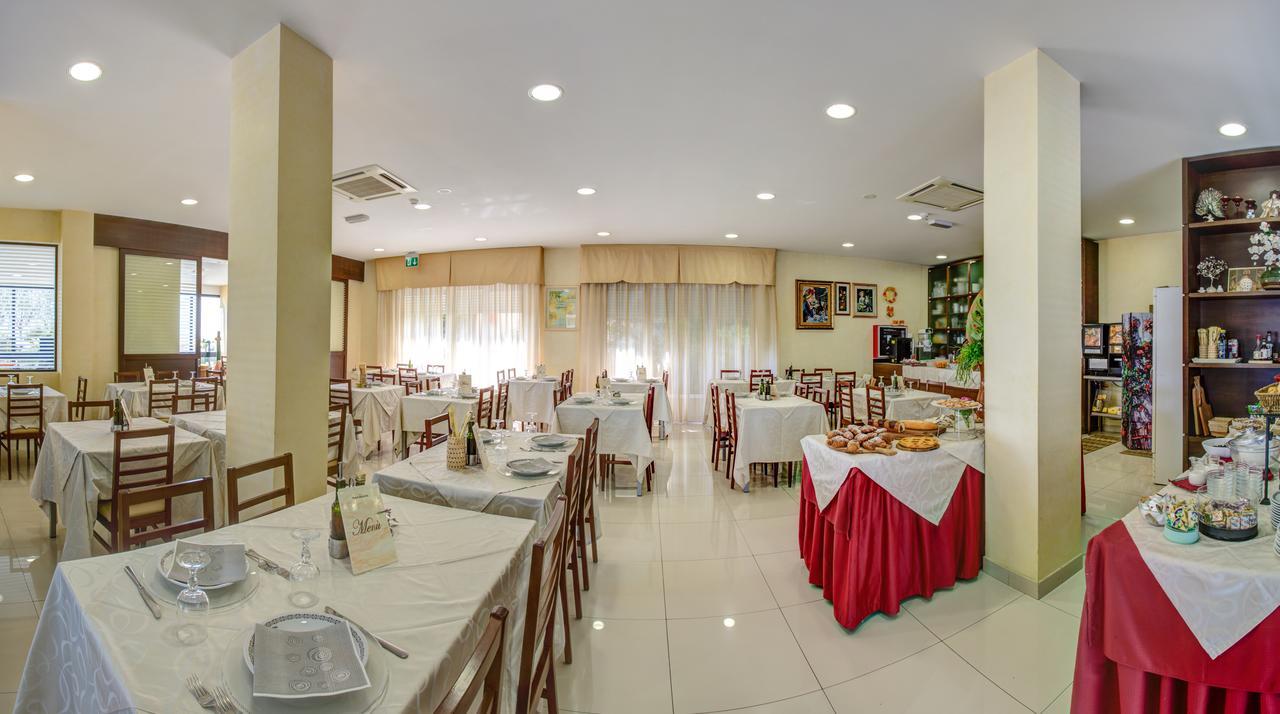 Hotel Deanna Bellaria-Igea Marina Dış mekan fotoğraf