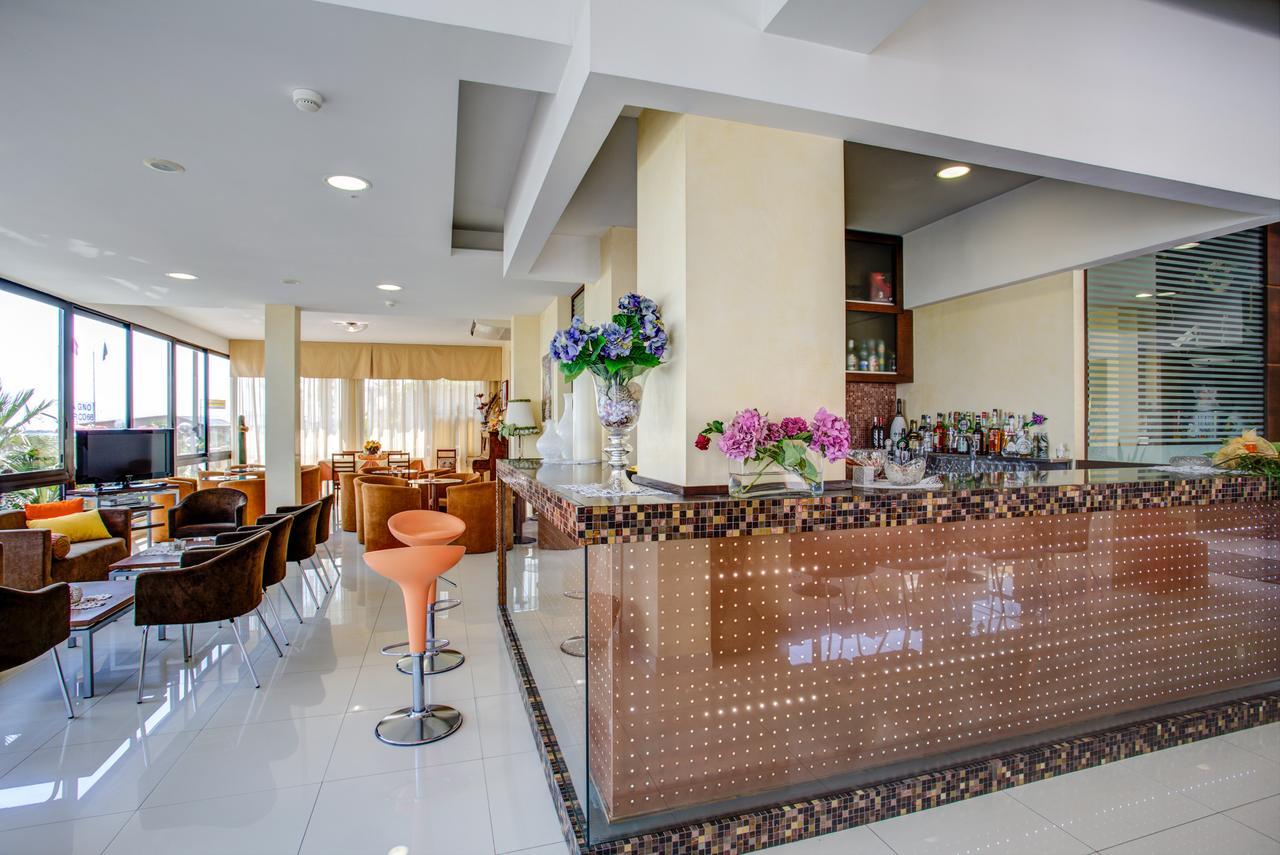 Hotel Deanna Bellaria-Igea Marina Dış mekan fotoğraf